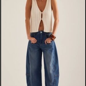 Anthropologie The Kenna Mid-Rise
Heritage Barrel Jeans by Pilcro Denim-Knit NWT